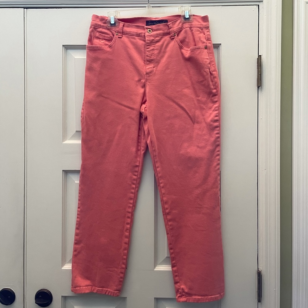 Like New Coral Gloria Vanderbilt Amanda Jeans 12